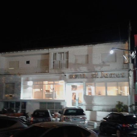 Hotel St. James 삐나마르 외부 사진